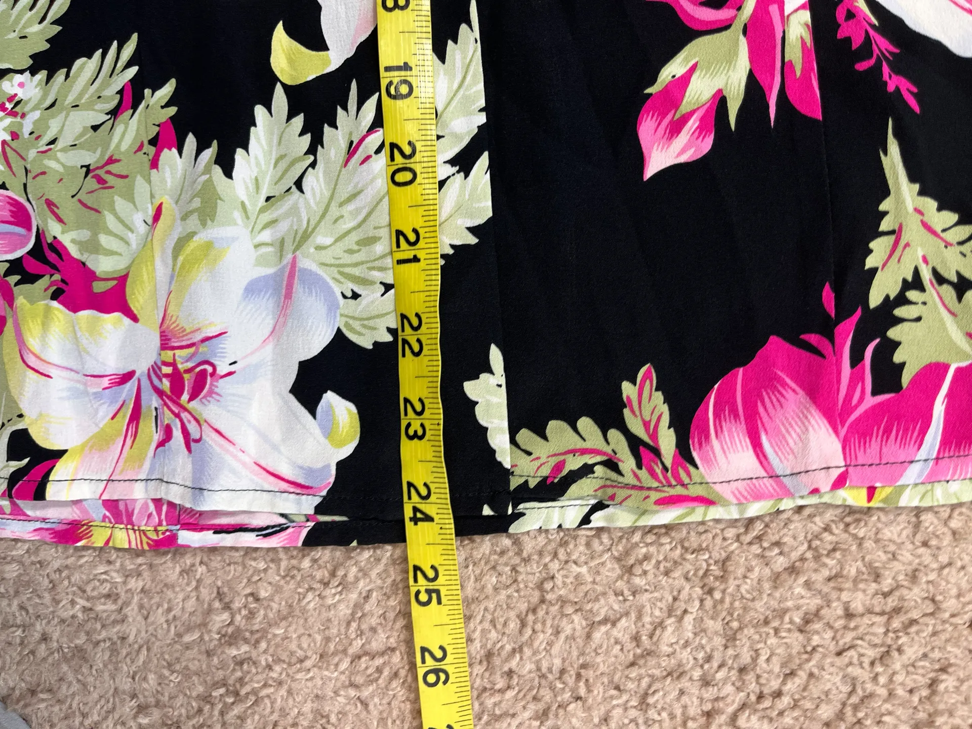  Vintage Silk Floral Jones New York Button Up Blouse 10   - Image 4