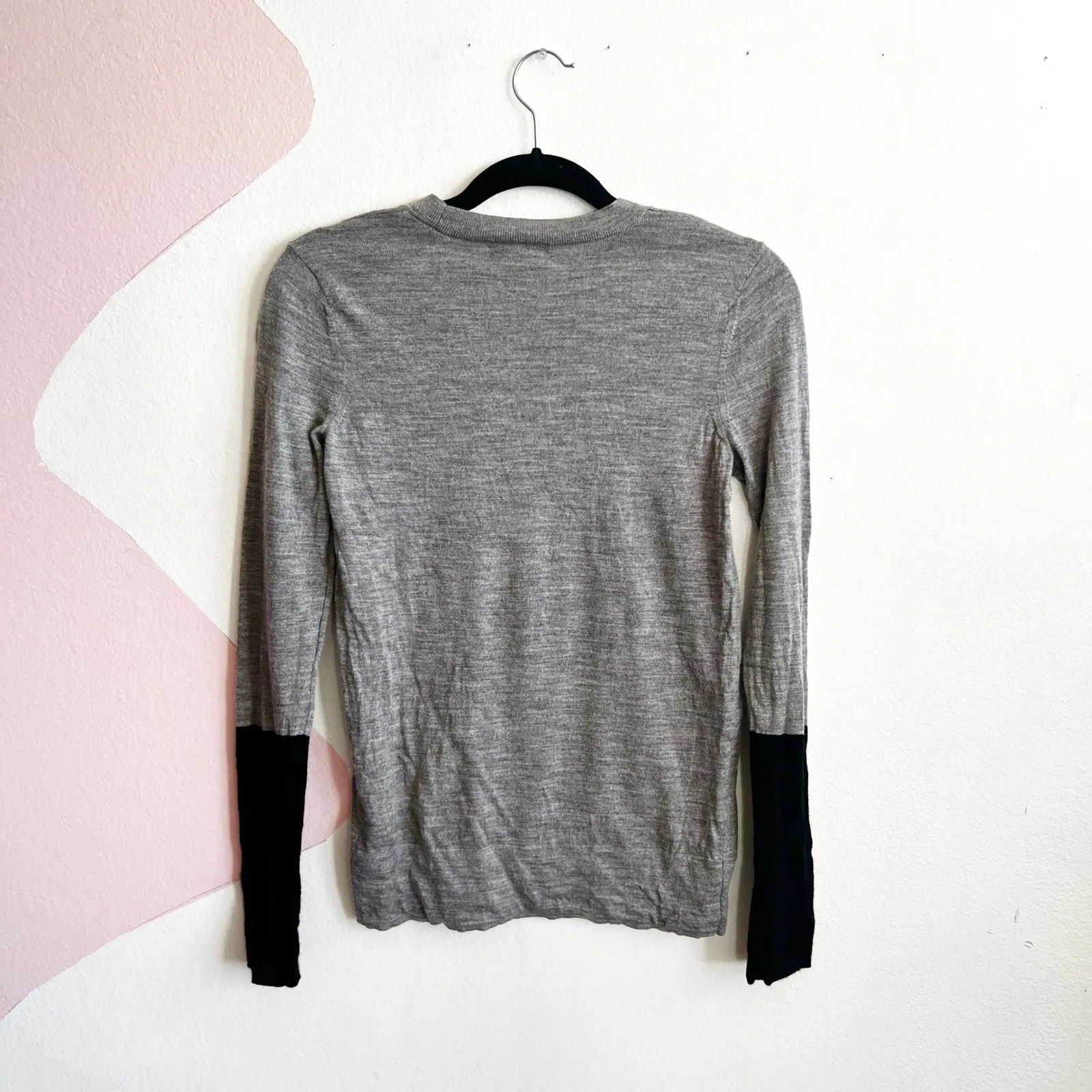 Club Monaco 100% Wool Sweater Women's Color Block Minimalist Classic Small - Image 2