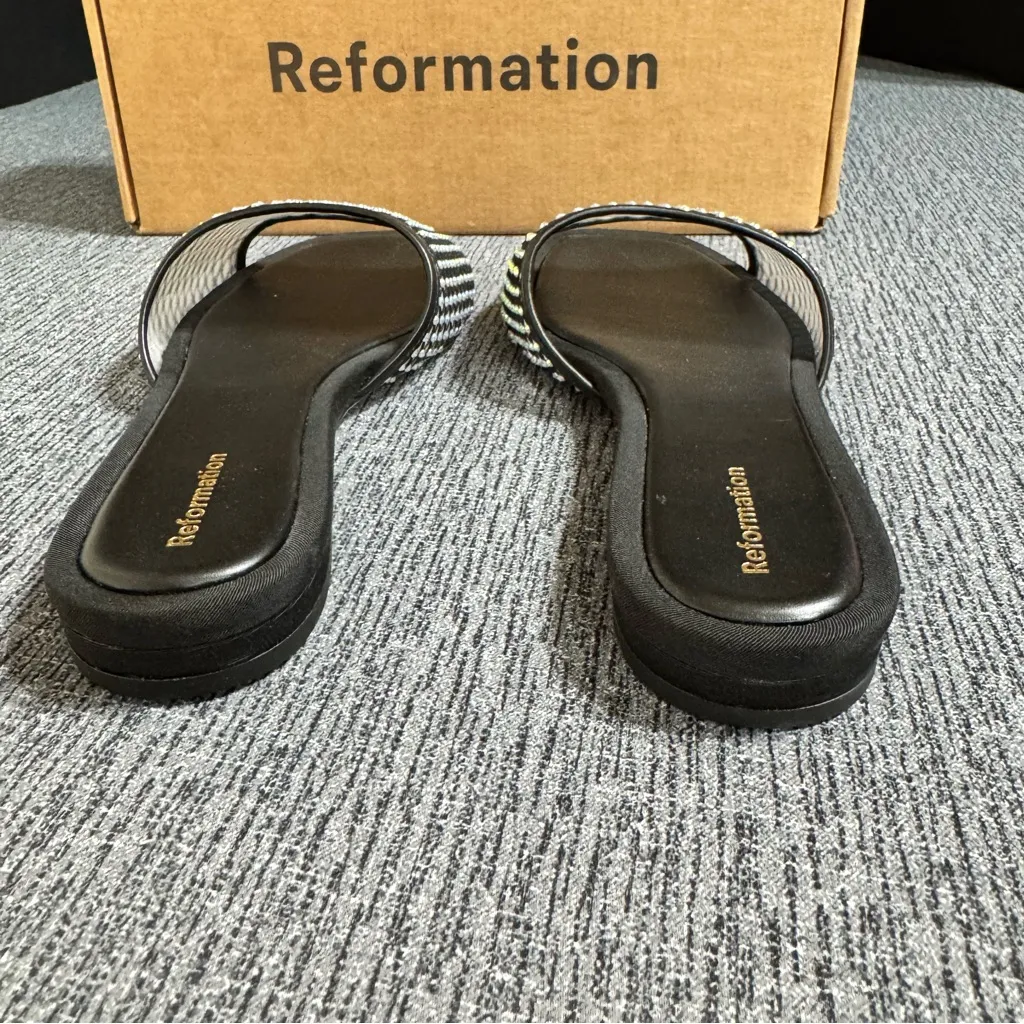 Reformation Women’s Eliza Flat Sandals - Image 9