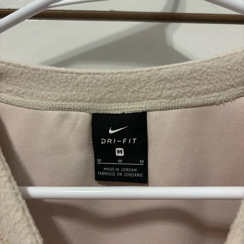 Nike Therma Icon Clash Short Long Sleeves Training Pullover NWOT - Image 6