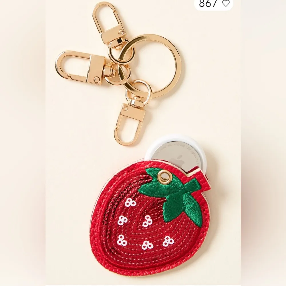 NEW UNOPENED Sonix AirTag Key Chain ~ Strawberry Gold 🍓 - Image 2