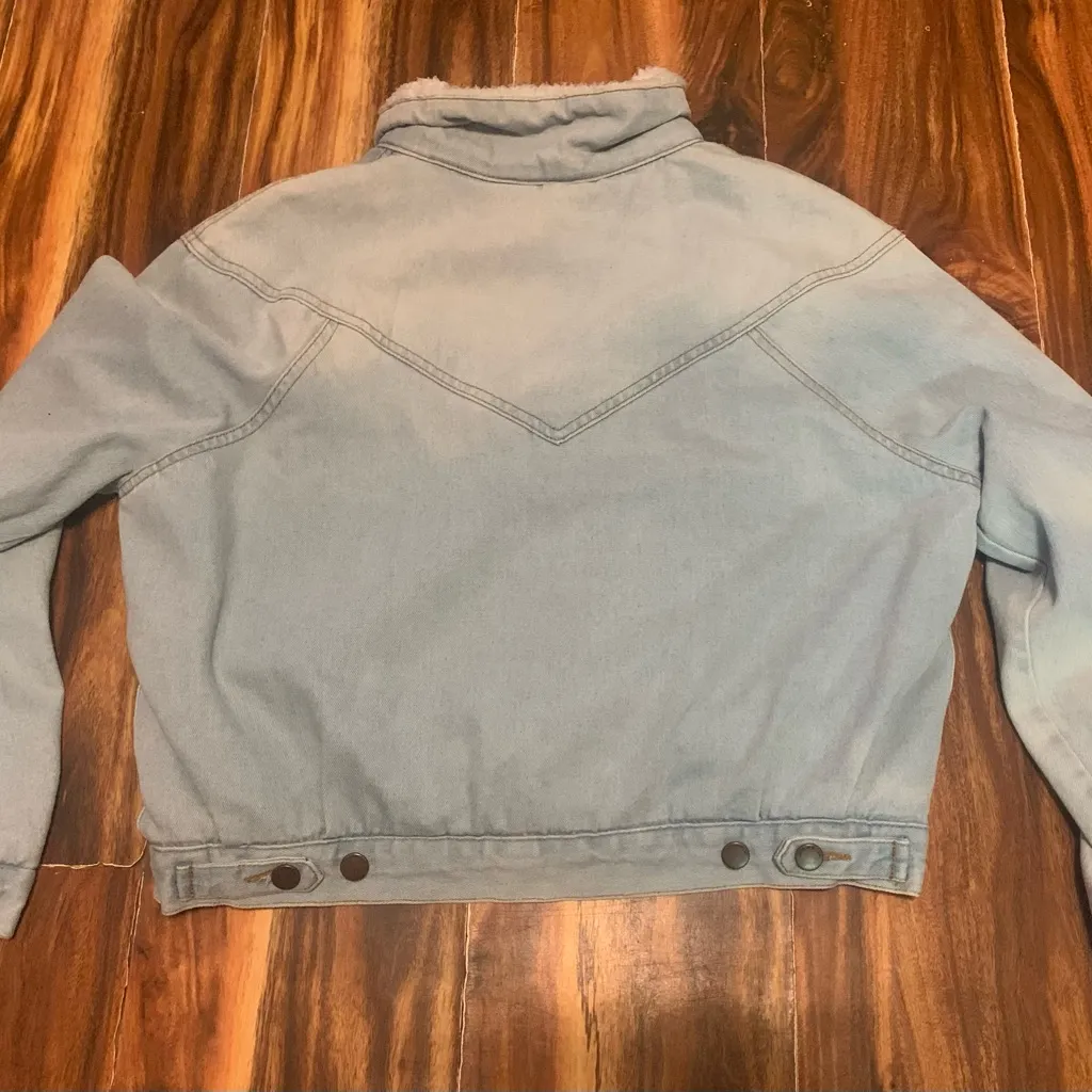 Ashley Vintage Charm Light Wash Denim Sherpa Lined XL Jr. Jacket         2843-Hg - Image 6