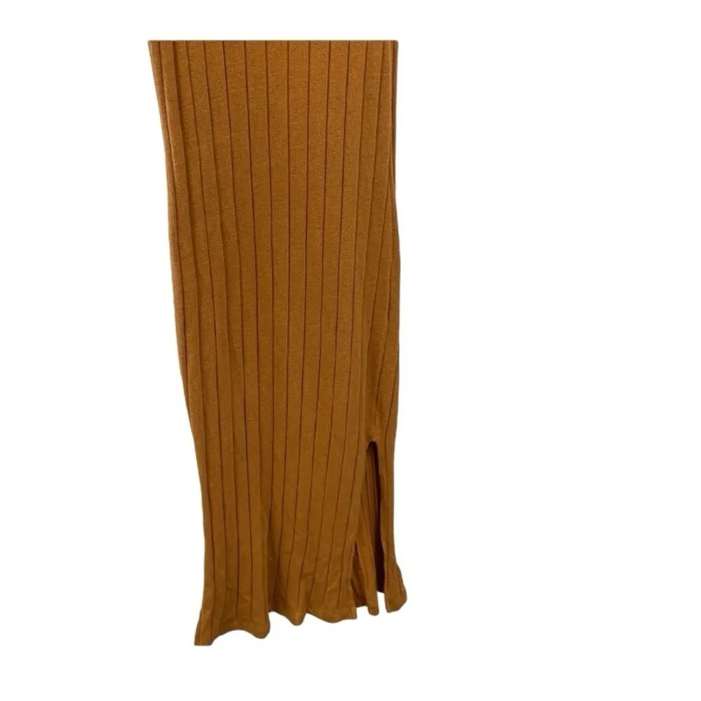 All in Favor ribbed maxi bodycon dress rust color size small - Image 4