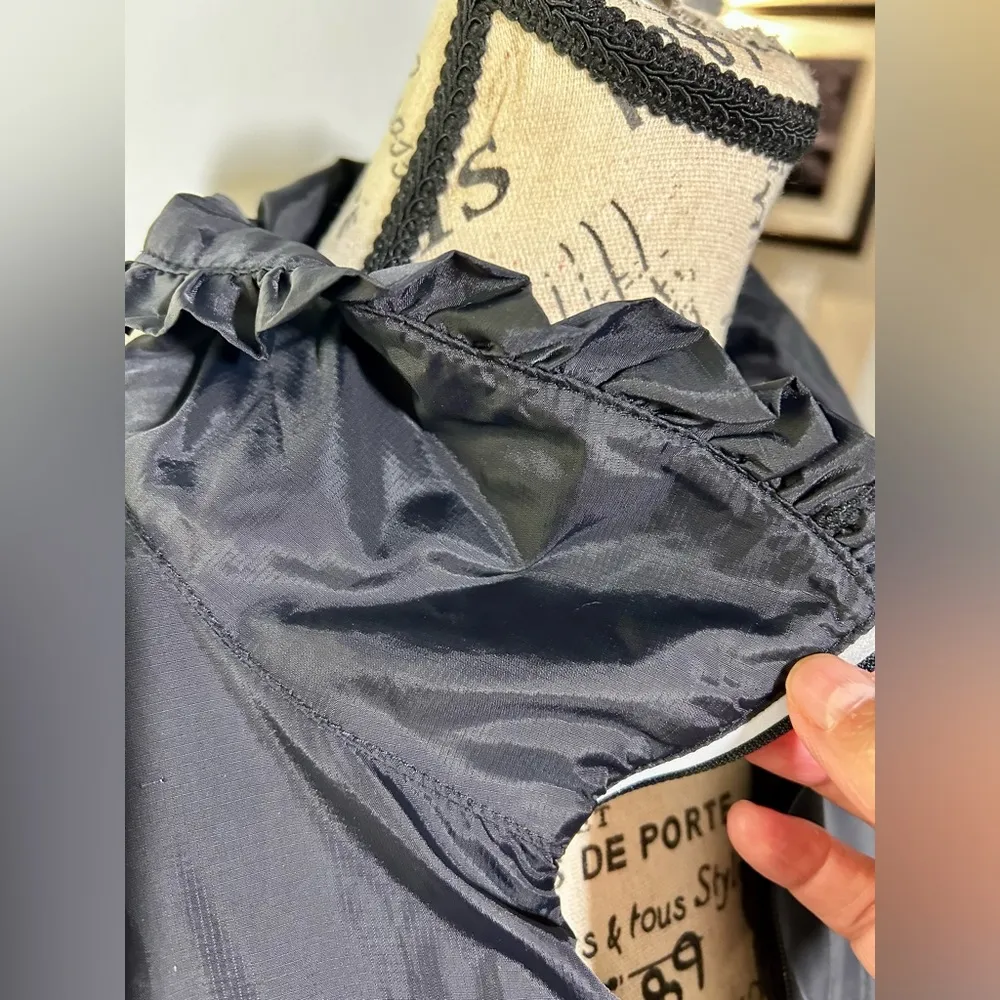 FABLETICS Ziva Quarter Zip Windbreaker with Kangaroo Pouch and Mesh Inserts Sz M - Image 5