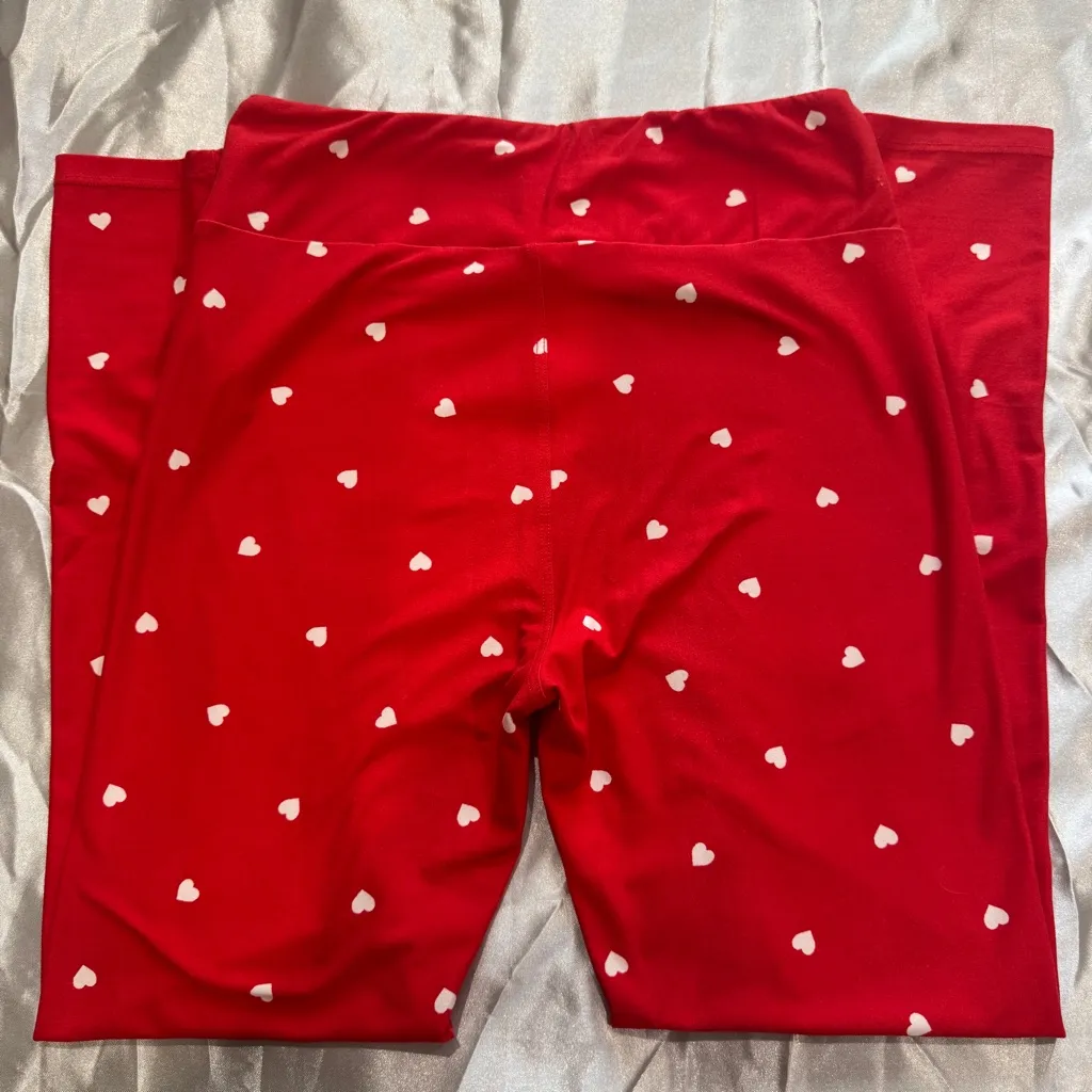 Lularoe Heart Pattern Leggings - Image 6
