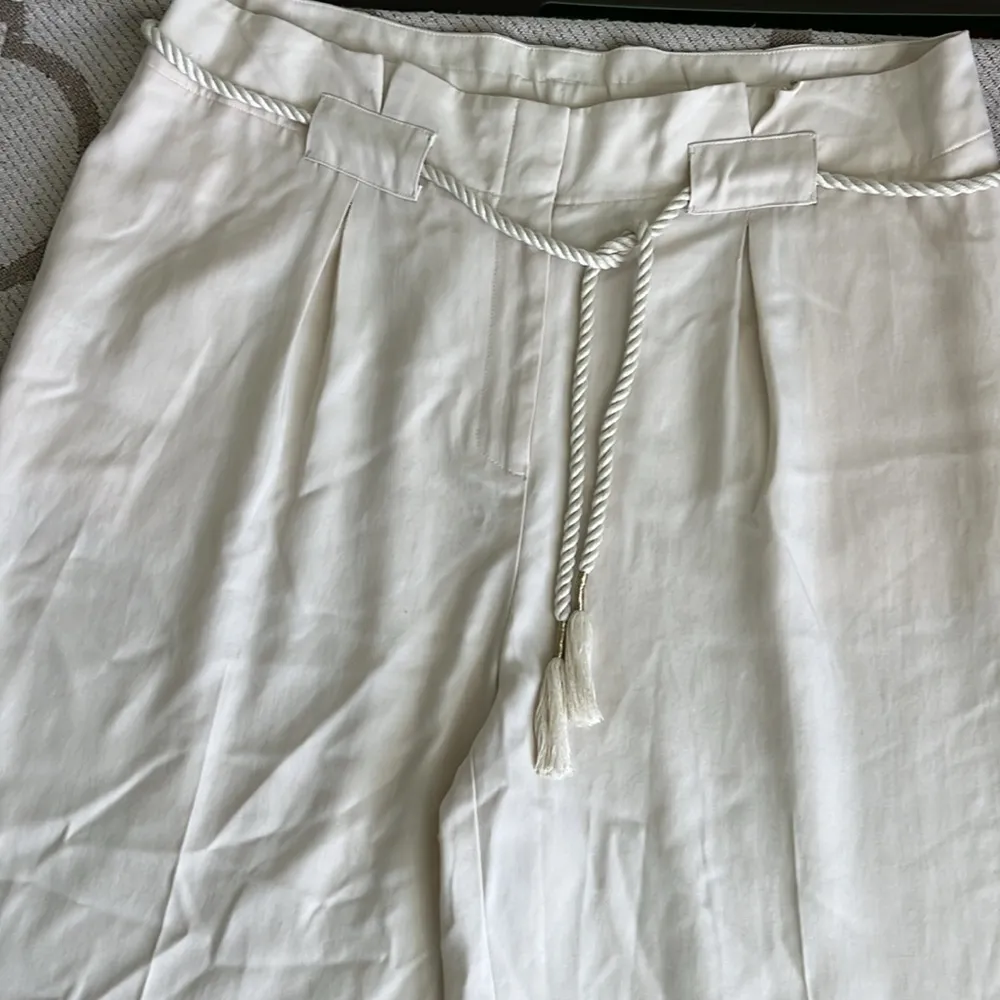 Chico’s high waisted pleated rope belt paperbag waist tapered ankle pants - Image 15