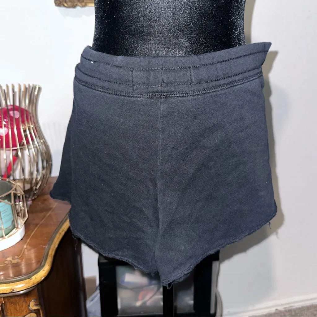 Aeropostale Women's Black Athletic Shorts - Image 4