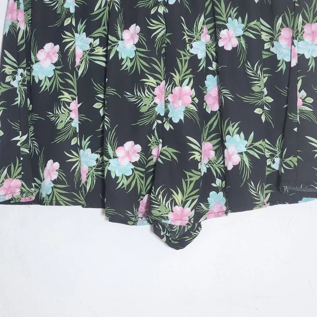 Madden NYC Black and Pink Floral Pull-on Shorts Size Large Tropical Flowy Shorts - Image 3