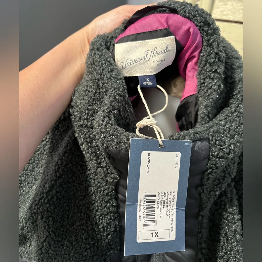 Universal Threads NWT Universal Thread Charcoal Black Sherpa Quilted Jacket Size 1X - Image 2