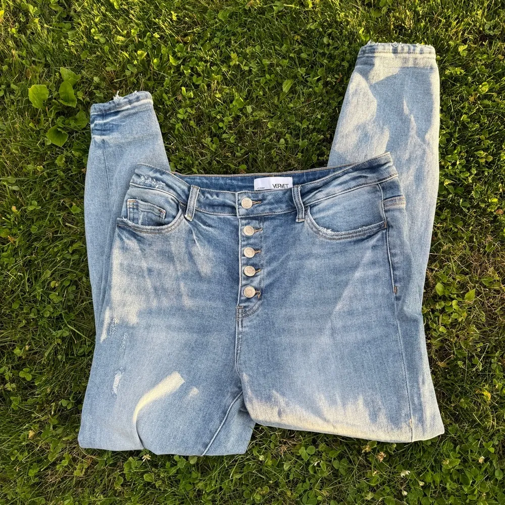 VERVET™ High Rise Ripped Straight Jean - Image 2