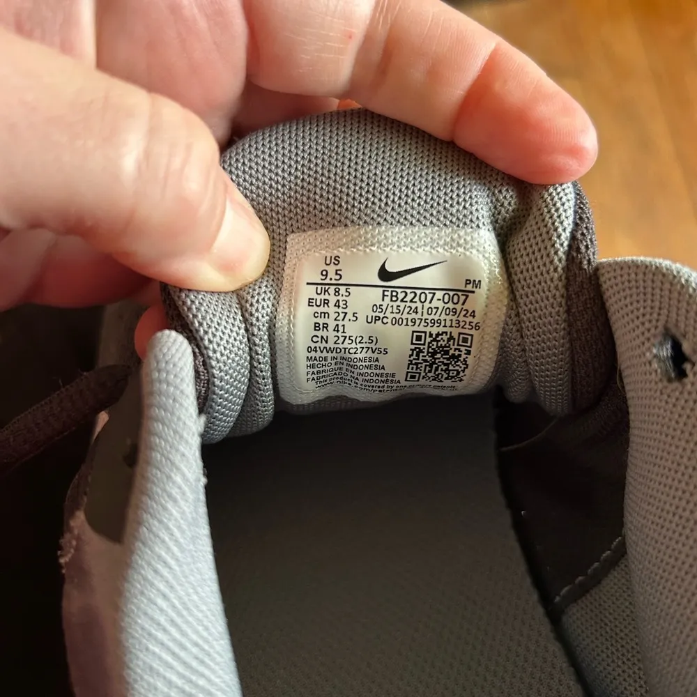 Nike Revolution 7 Unworn 9.5M Running Shoe - Image 6