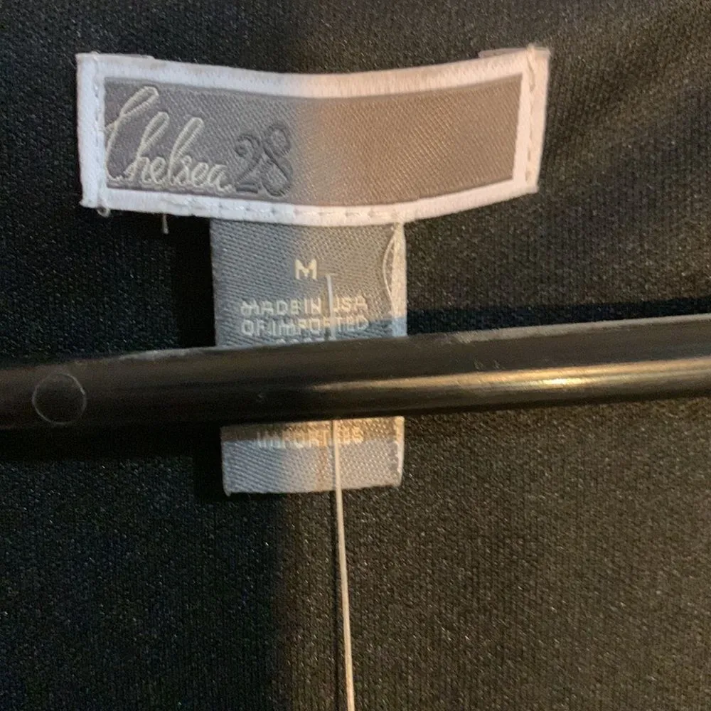 NWT Dymoda Black Blouse Size M Chelsea 28. Shoulder to wrist 30 inches - Image 4