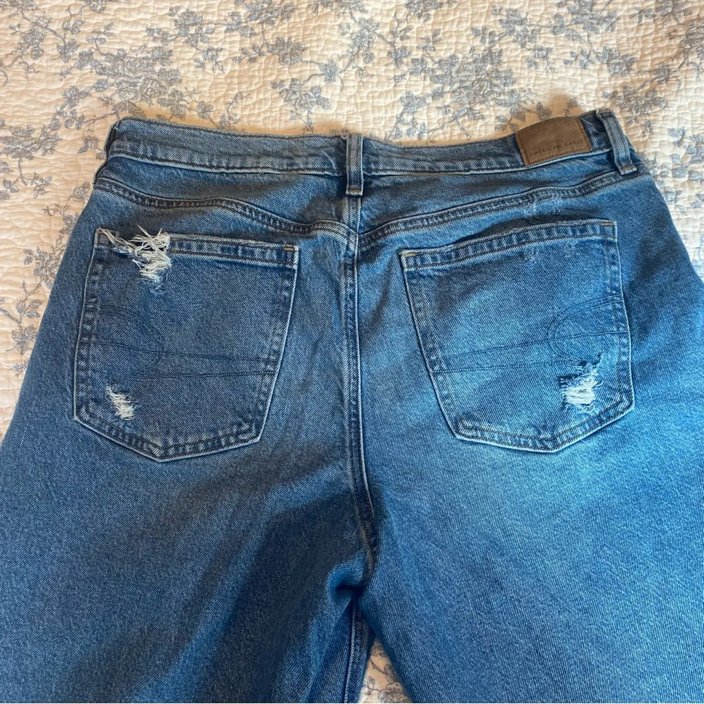 American Eagle x Maddie/Kenzie High-Rise Relaxed Straight Leg Jean Size 10 - Image 6