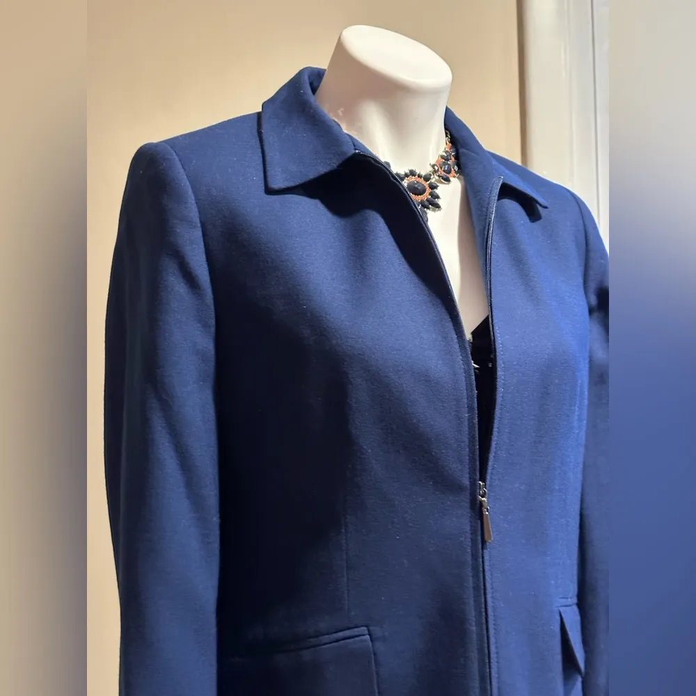 Blue Classic Vintage Jacket Gold Zipper 100% Wool SZ 10 Great Condition. - Image 4