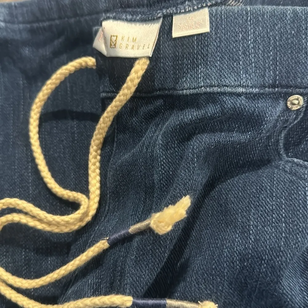 Belle by Kim Gravel Cropped Drawstring Jeans Size 14 Blue - Image 6