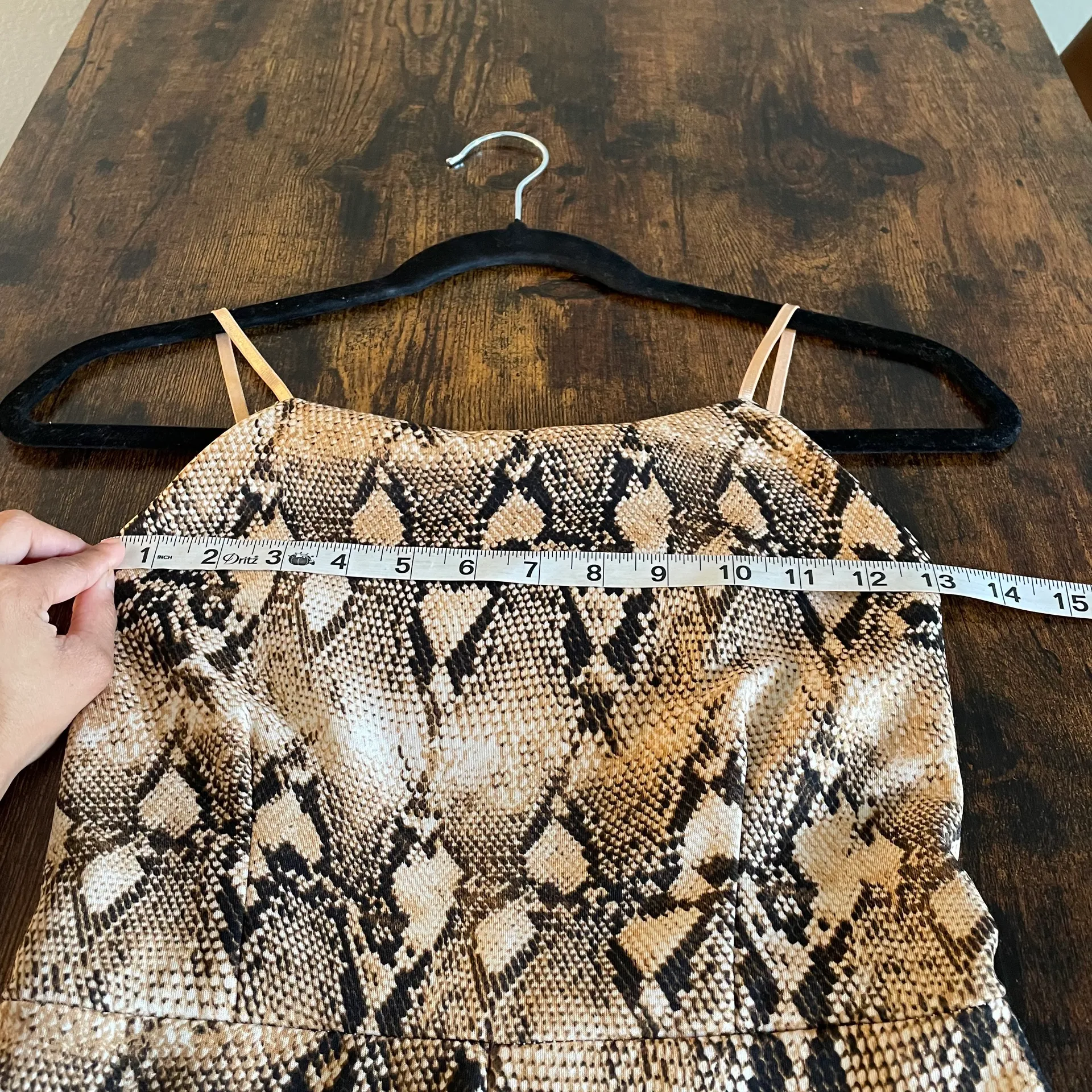 snake print low back jumper - Image 7