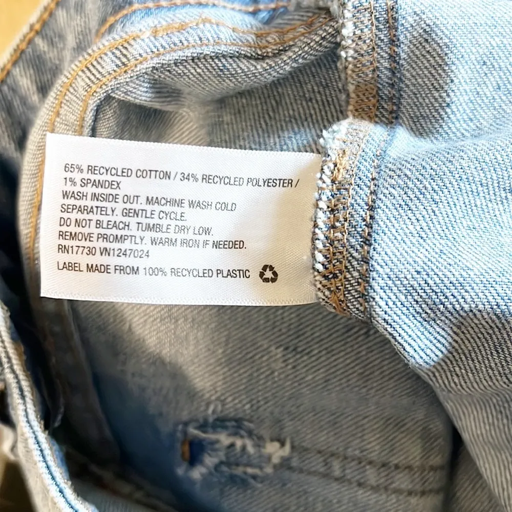 Wild Fable High Waisted Raw Hem Medium Wash Jeans Shorts - Image 7