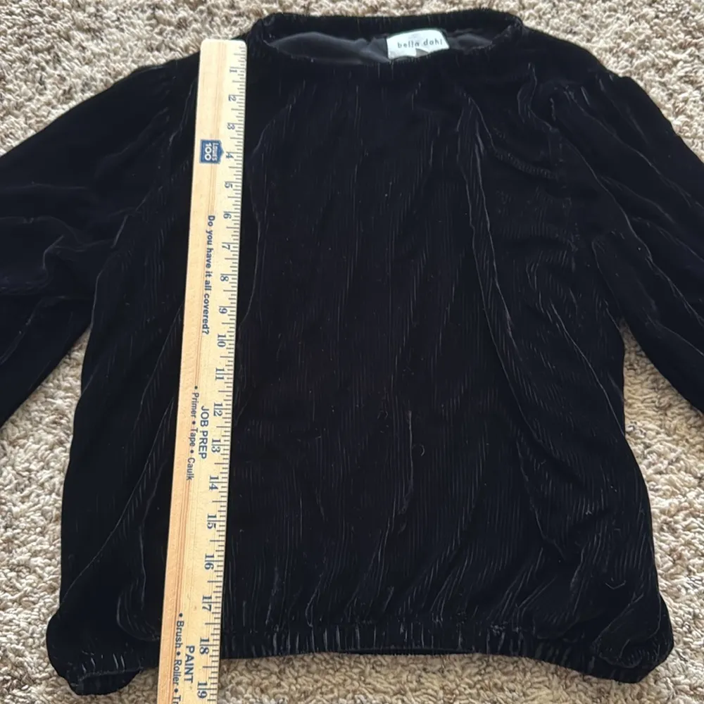 Bella Dahl - Velvet Raglan‎ Sleeve Blouse Black, Medium - Image 6