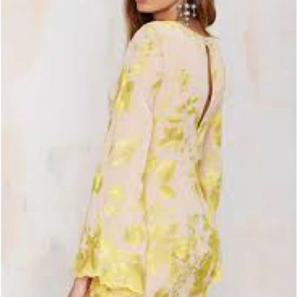 Dress the Population Paige Yellow & Tan Embroidered Mini Dress - Image 4