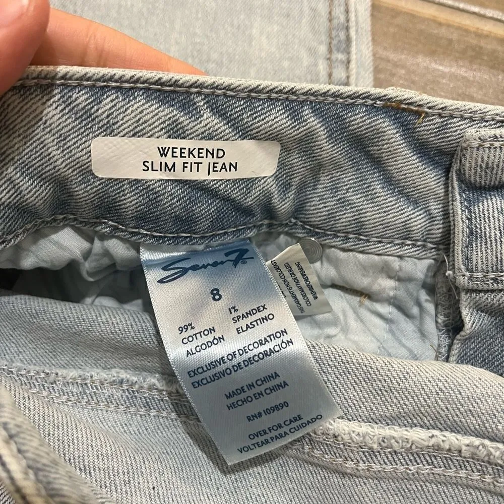 Seven7 weekend slim fit jean size 8 light wash distressed - Image 3