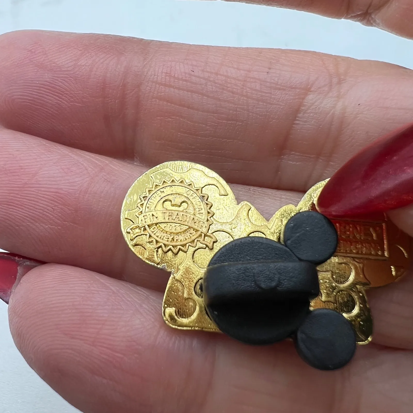 Disney Cheshire Cat Mickey Ears Enamel Pin Trading Collector Disney Parks - Image 4