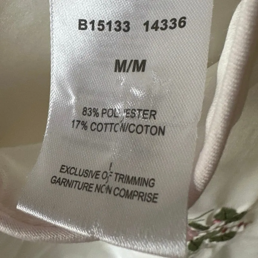 Vintage KayAnna White Matte Satin Sleep Set Embroidered Floral Details Size Med - Image 7