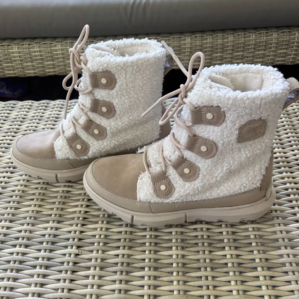 Sorel Explorer Joan Cozy Leather Boots 6.5‎ winter snow streetwear athleisure - Image 4