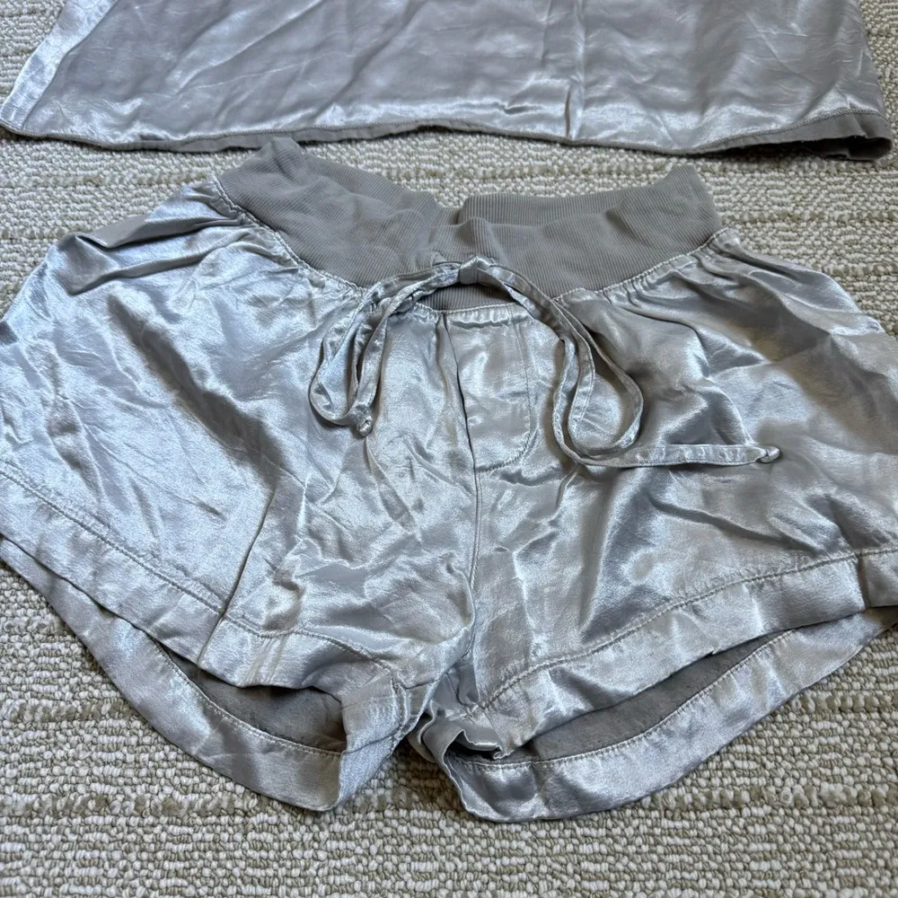 PJ Harlow Pajama Mikel Silver Silky Shorts & Anne Sleeveless Tank Top | M - Image 4