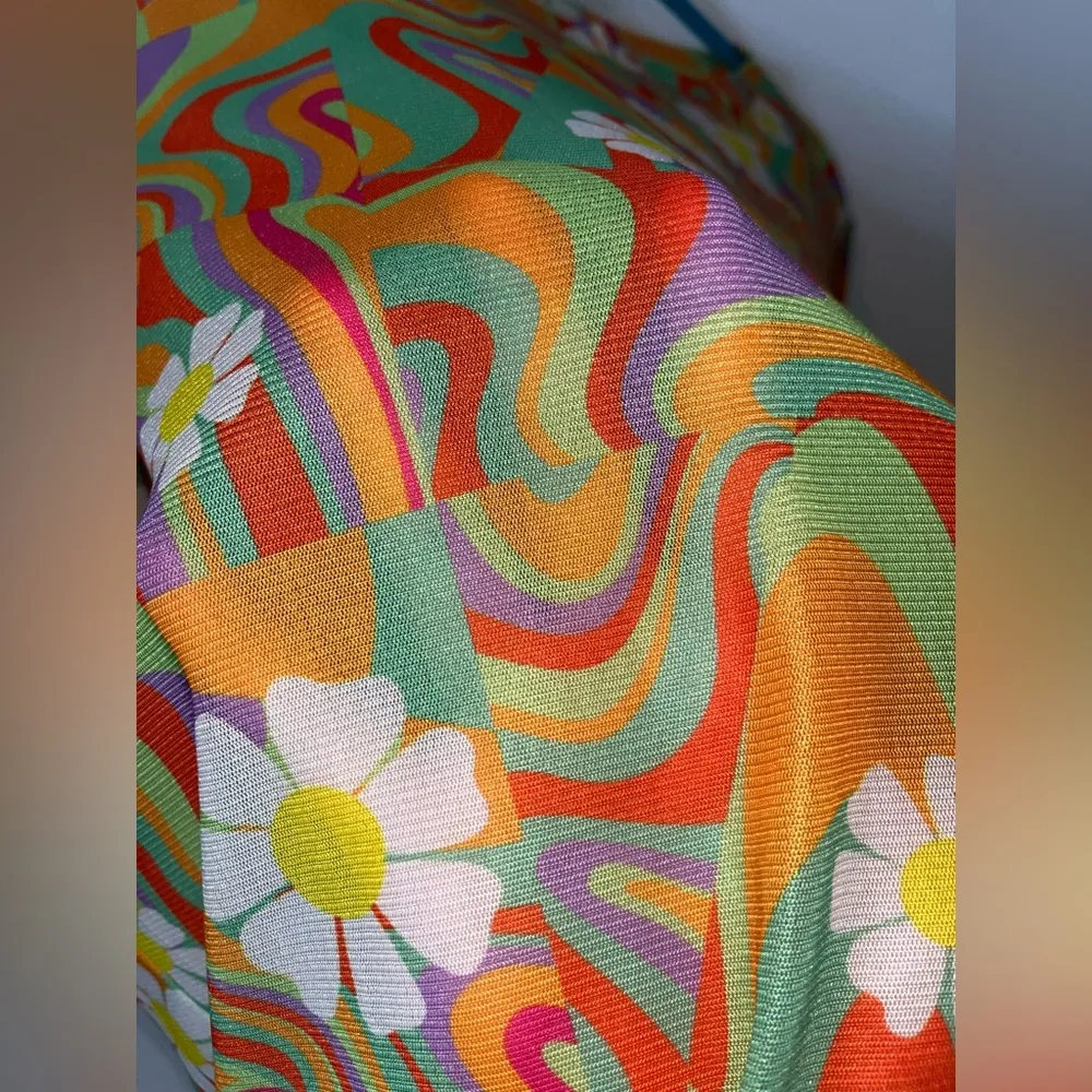 J.NNA Groovy Psychedelic Vibrant Swirl Sorbet Colors Long Sleeve Mesh Top Sz 2XL Orange - Image 9