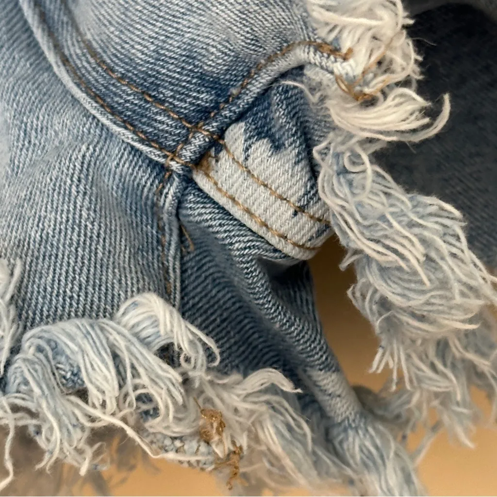 Material Girl Sunflower Cutoff Jean Shorts Juniors Size 3 - Image 5