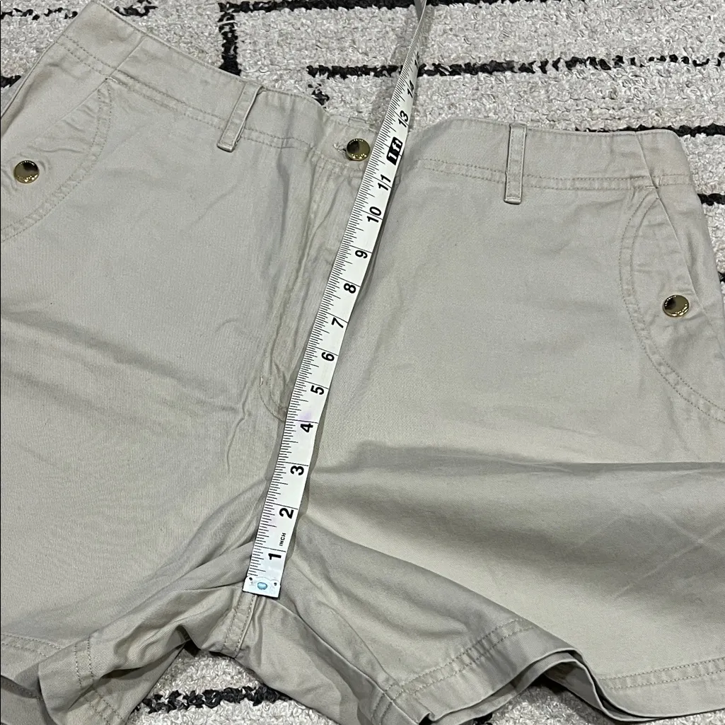 Vintage Ralph Lauren Women's High Rise Shorts - Image 6