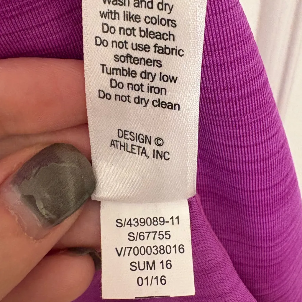 Athleta  Purple Zip Front Performance Top Size M – Cycling Running Training - Image 6