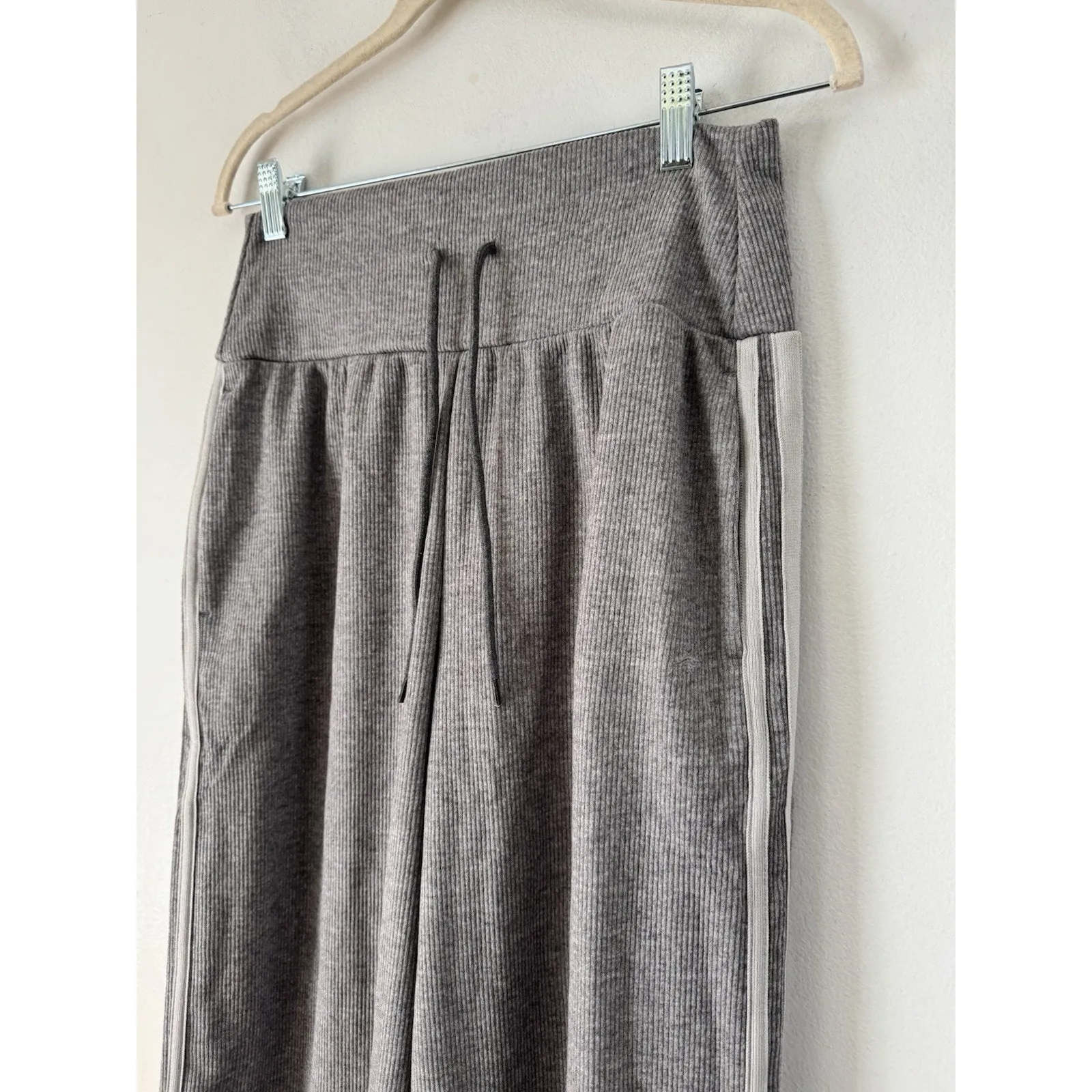 NWOT Halara Ribbed High Waisted Tummy Control Wide Leg Sweatpants Women’s Large - Image 6