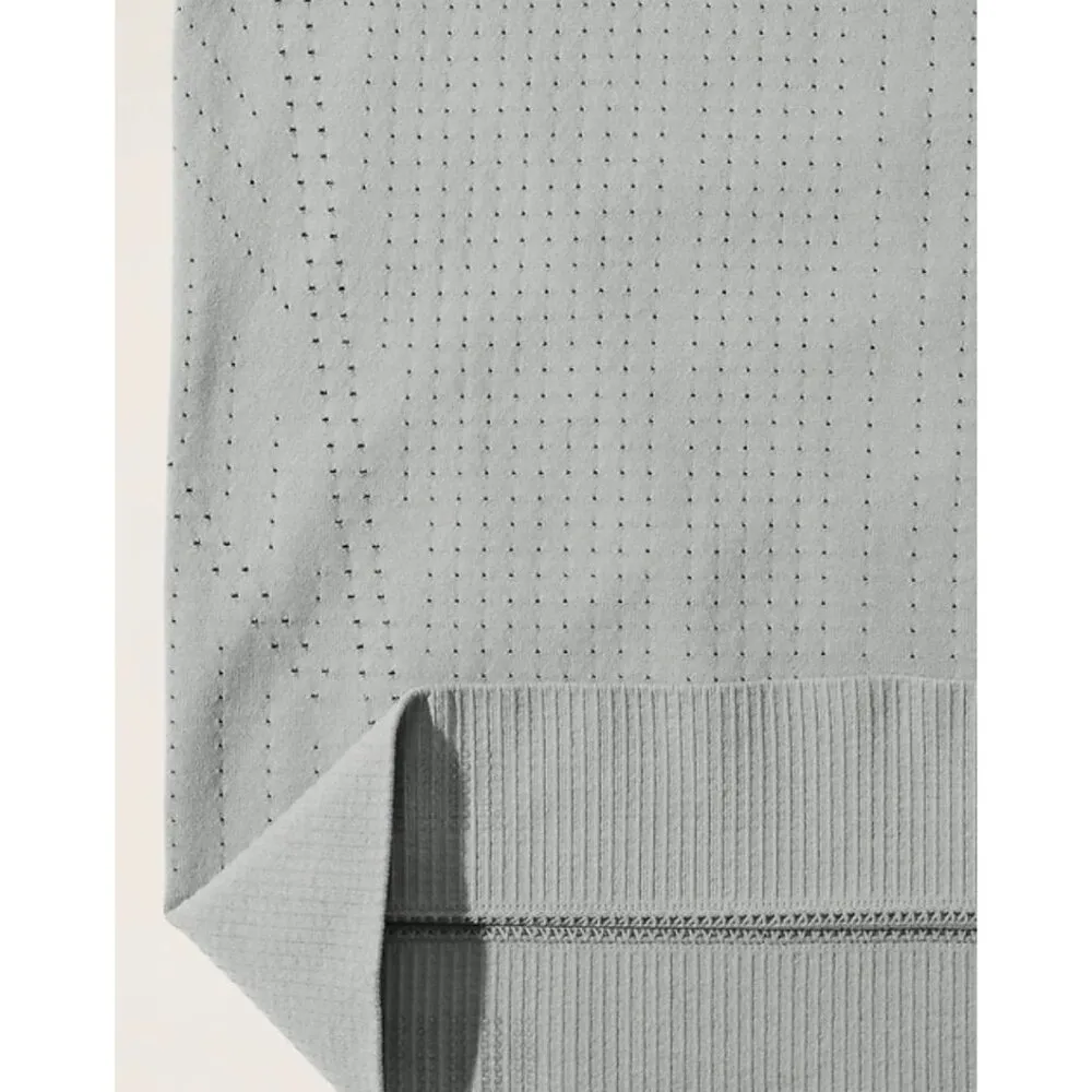 ATHLETA XL In Motion Seamless Tee Storm Cloud Grey XL - Image 3