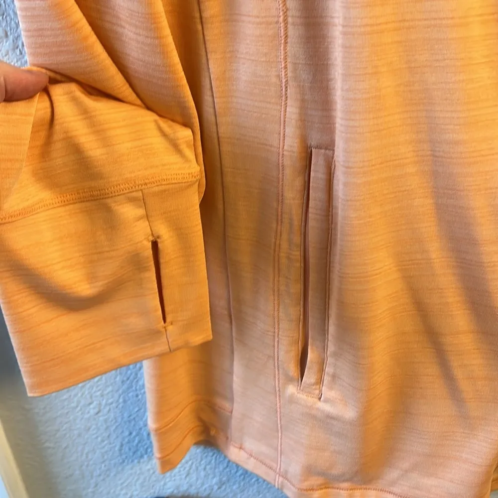 Athleta Women's Pacifica Illume UPF Relaxed Full Zip Sz L in Coral/Light Orange - Image 3