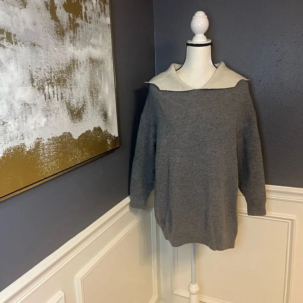 Christian Dior J'ADIOR 8' Hooded Cashmere Sweater with Rear Signature - Image 5