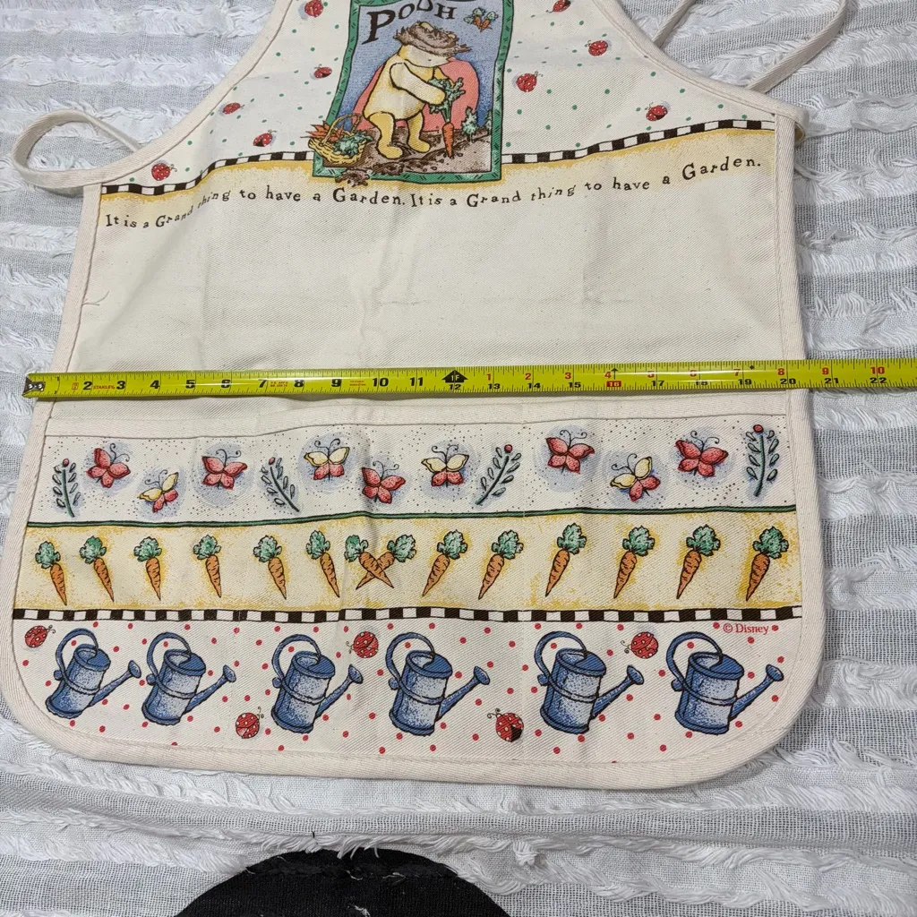 Disney winnie the pooh 100% Cotton  Apron “It’s A Grand thing to have garden” - Image 9