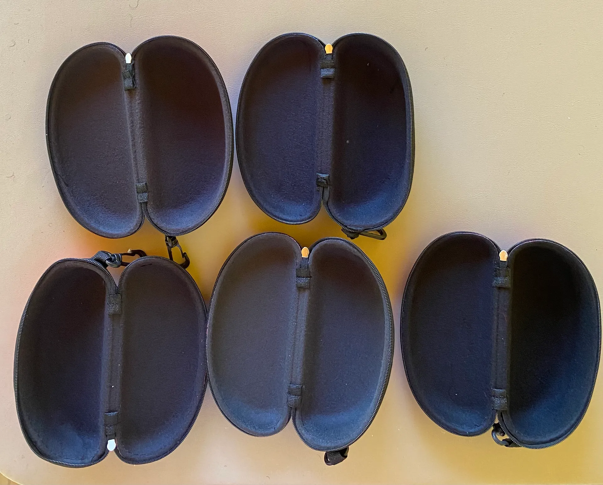 Paparazzi Red & Gold  Circle Frames - Image 10