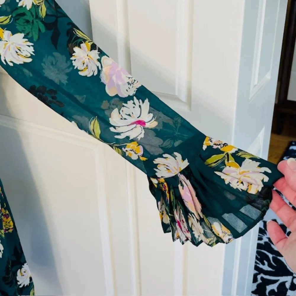 Wayf Ruffled Floral Long Sleeve Wrap Dress Size Medium - Image 4