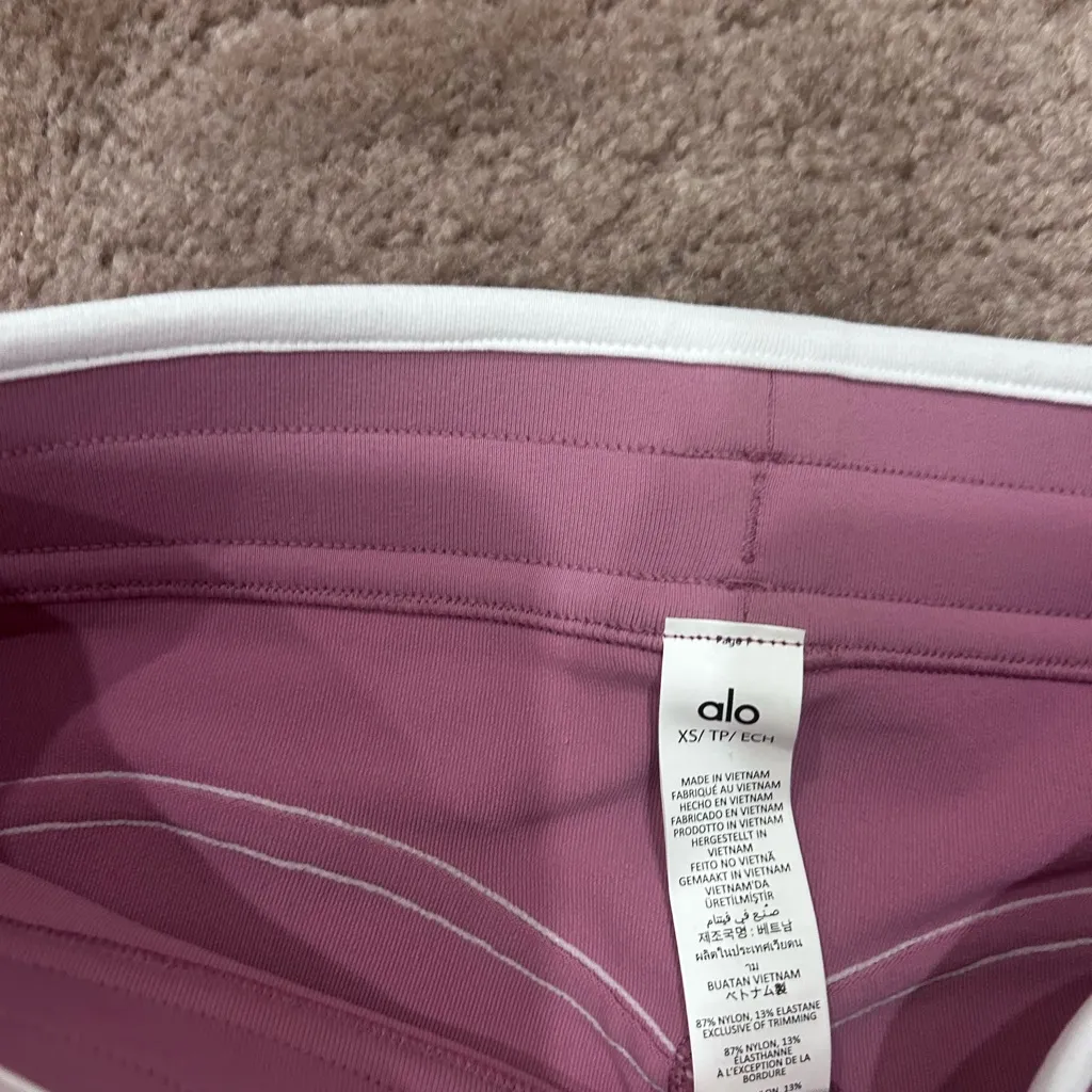 Alo Airbrush Race Pace Short and Streamlined Bra Set Pink Wild Rose XS - Image 9