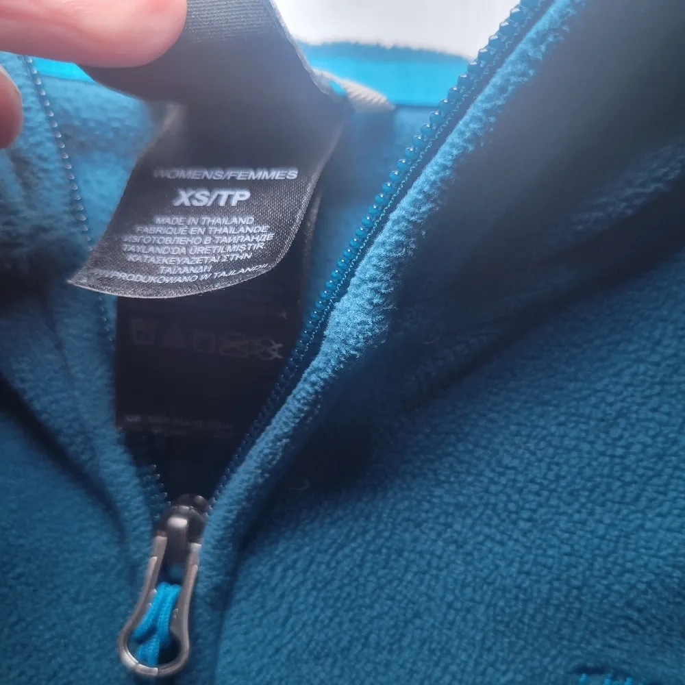 The North Face Blue Fleece Jacket - Image 3