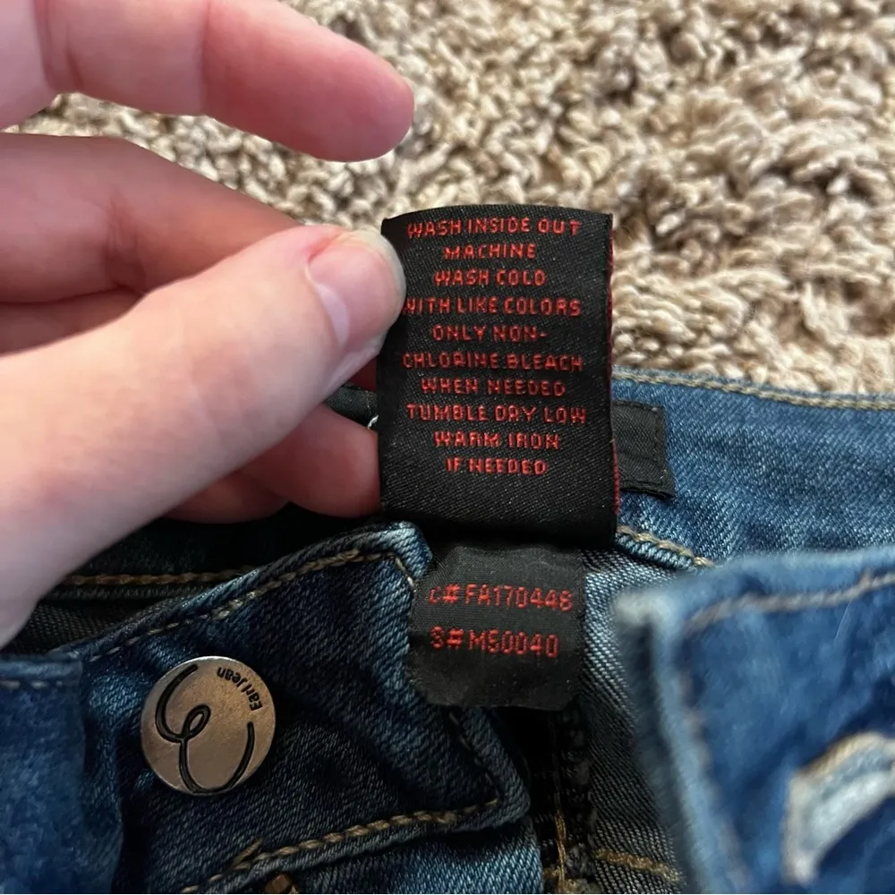 Earl Crop Flared Raw Hem Women's size 8 Medium Wash Blue Denim Jeans - Image 7