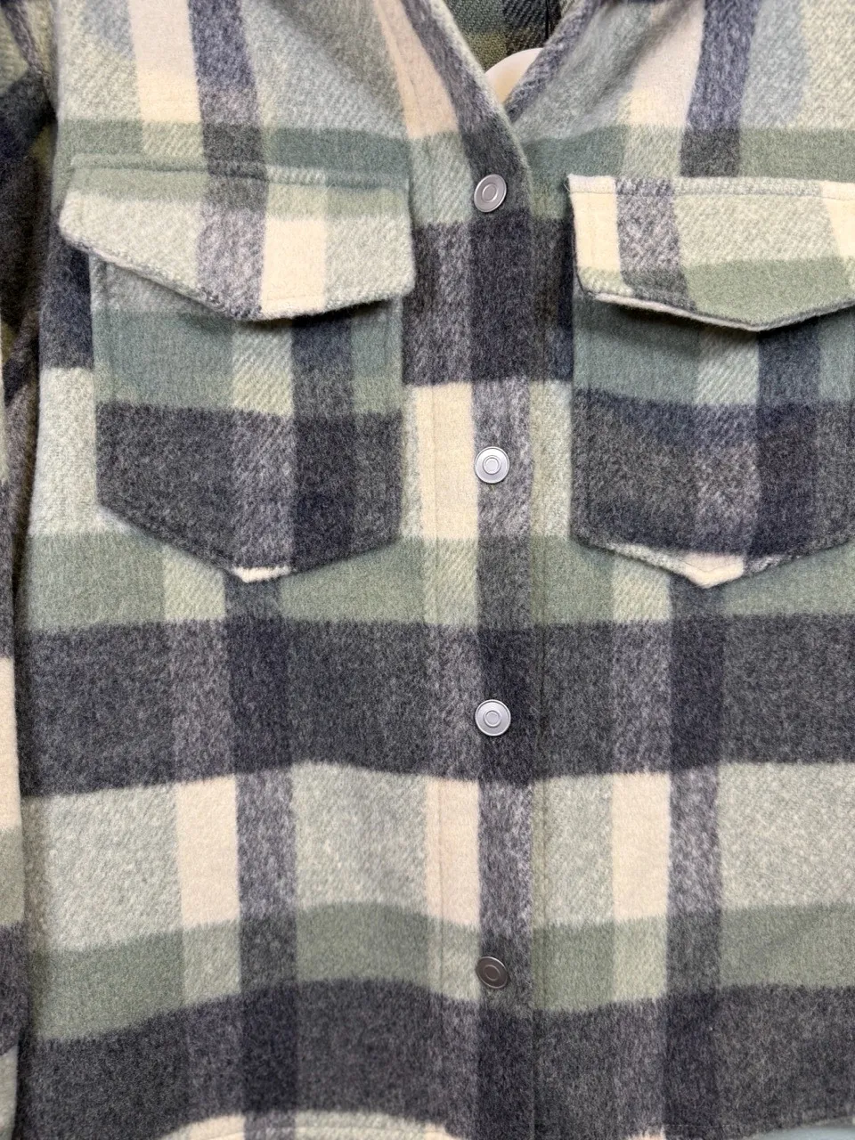 PRINCESS POLLY Veera Shacket Womens‎ Size US 2 Sage Green Plaid Overshirt - Image 4