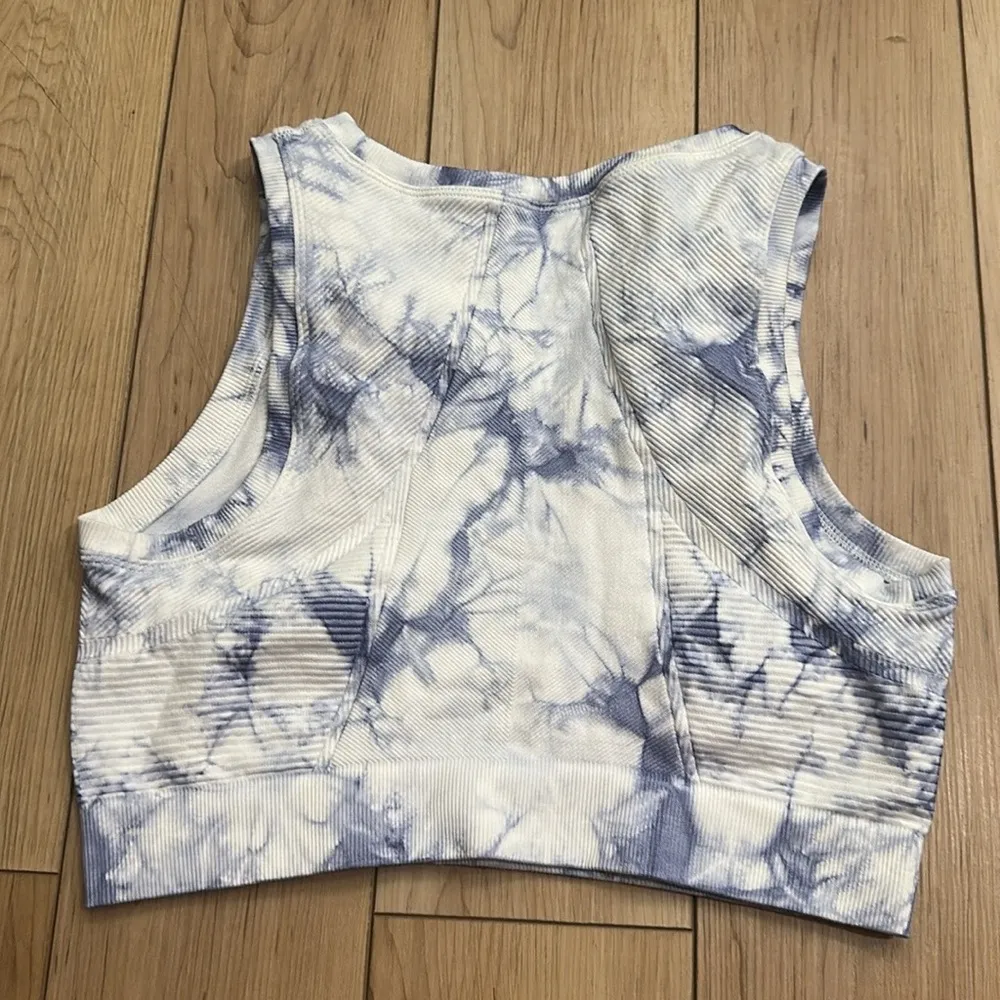 Offline by Aerie Cropped Tank Top Medium - Image 2