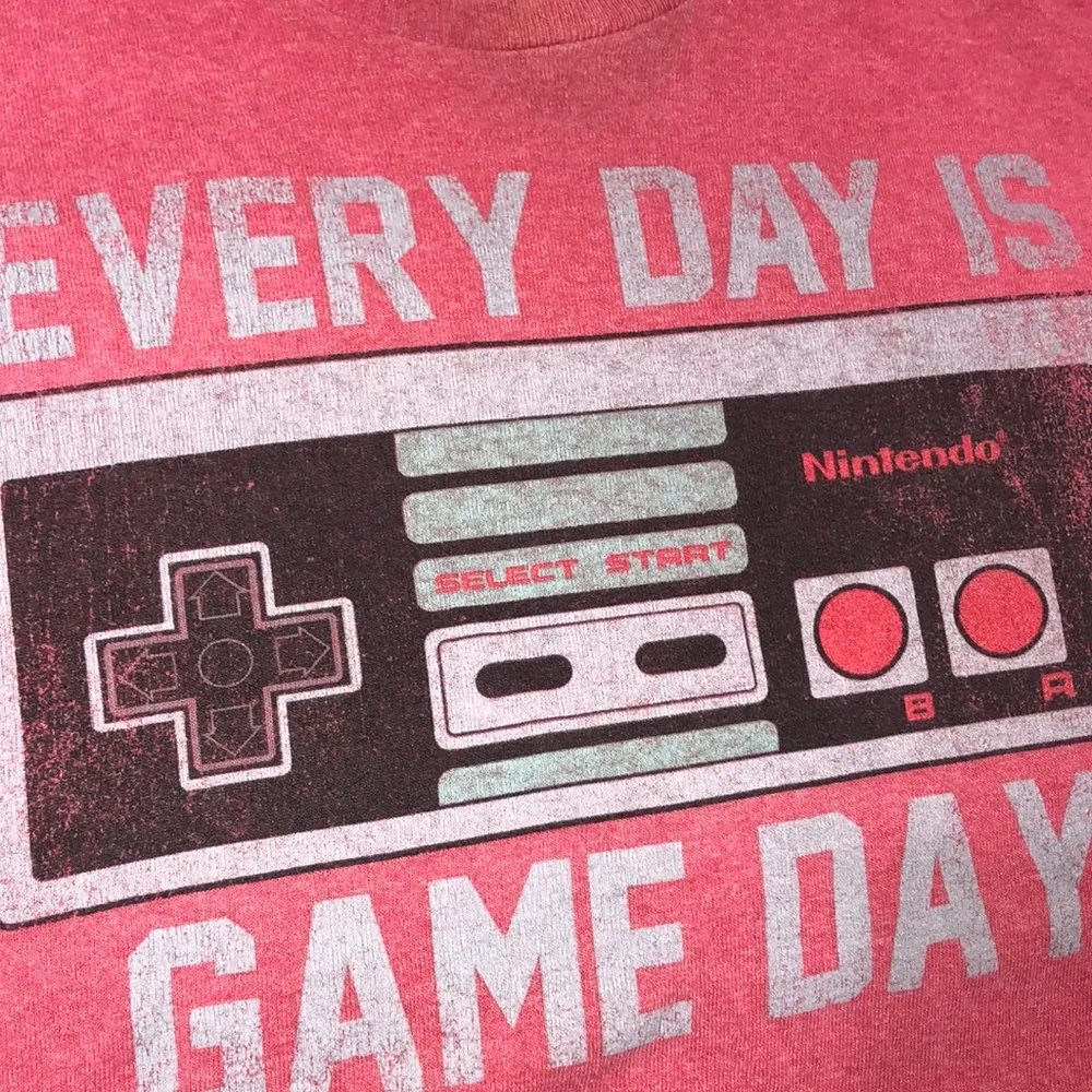 NINTENDO Every day is game day large gamer tee - Image 7