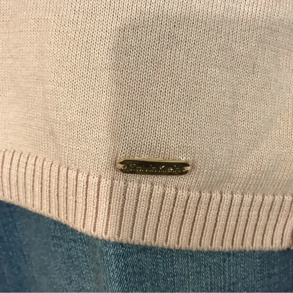 CALVIN KLEIN BLUSH PINK KNIT CARDIGAN W/GOLD BEADING DETAILS (M) - Image 10