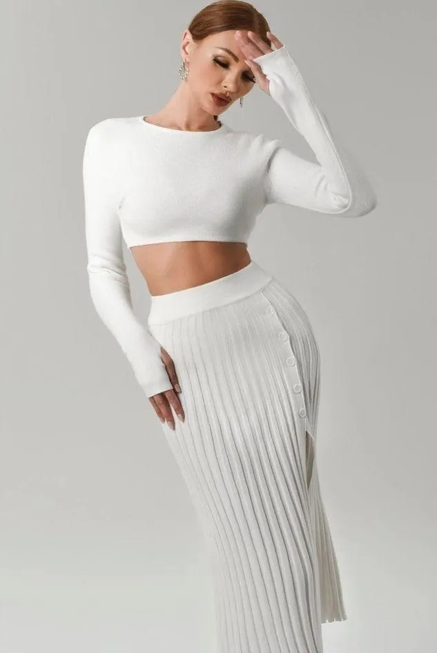 HIGH SLIT LONG SLEEVE PLEATED KNIT SWEATER AND SKIRT MATCHING SET - Image 15