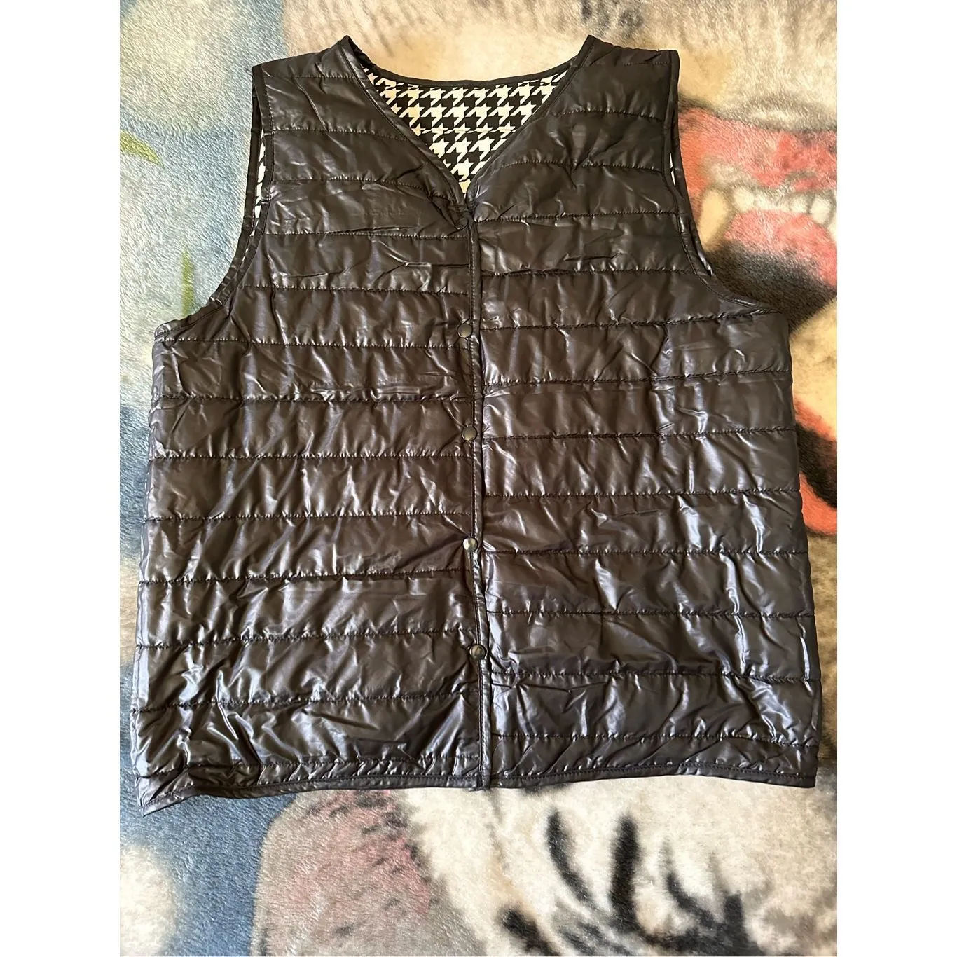 532. HOUNDSTOOTH Reversible BLACK & WHITE VEST - Image 3