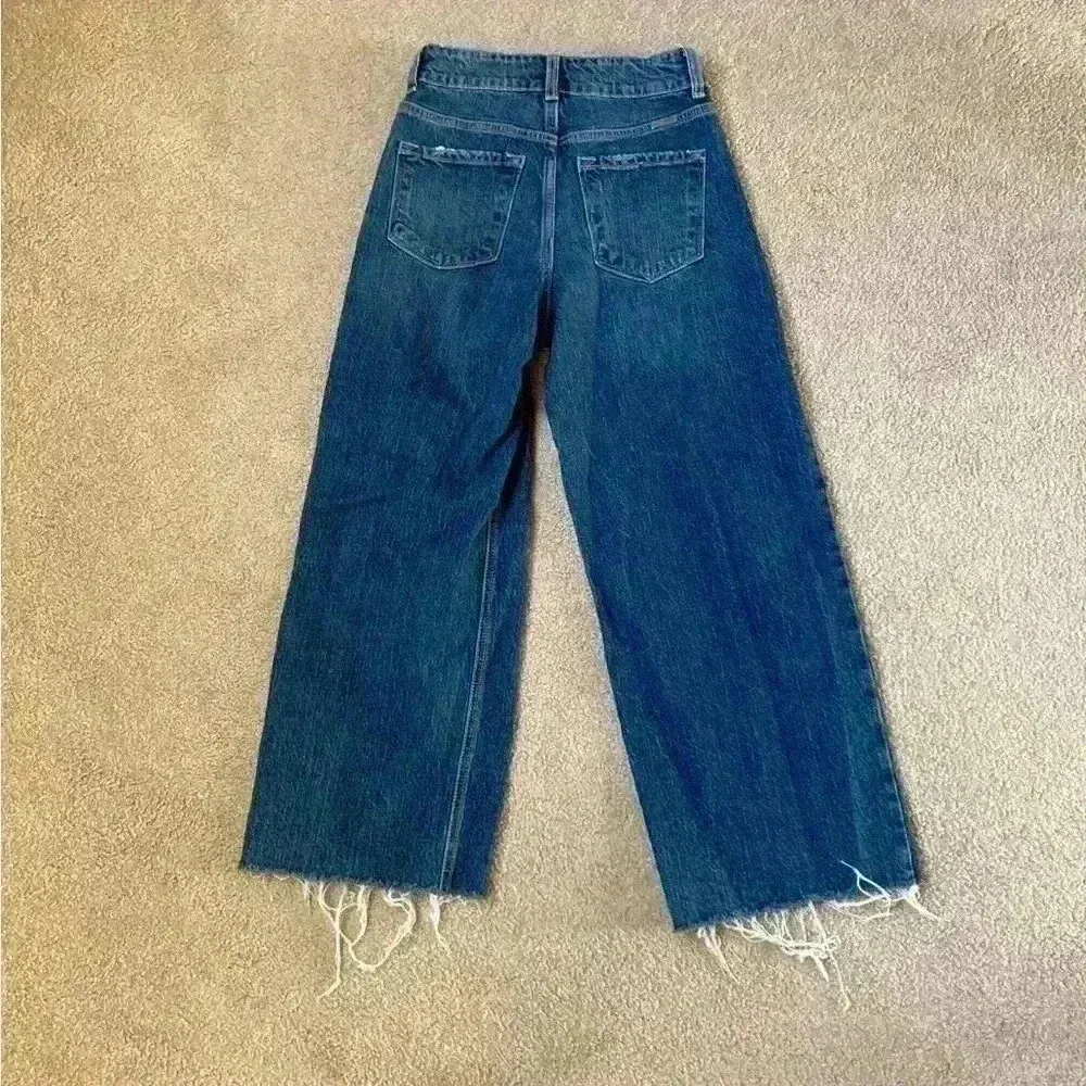 Kancan blue high rise distressed wide leg jeans in size 25 - Image 4