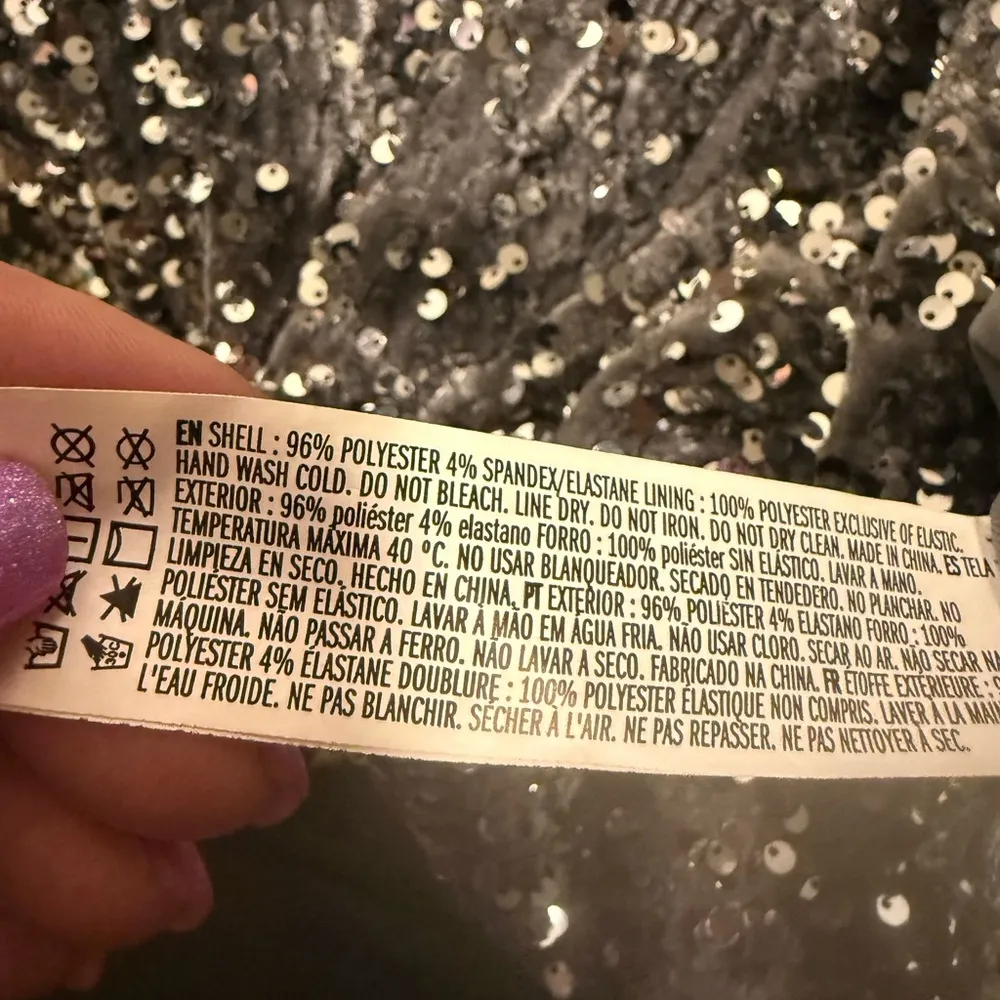 Forever 21 Silver Sequin Mini Dress - Image 4